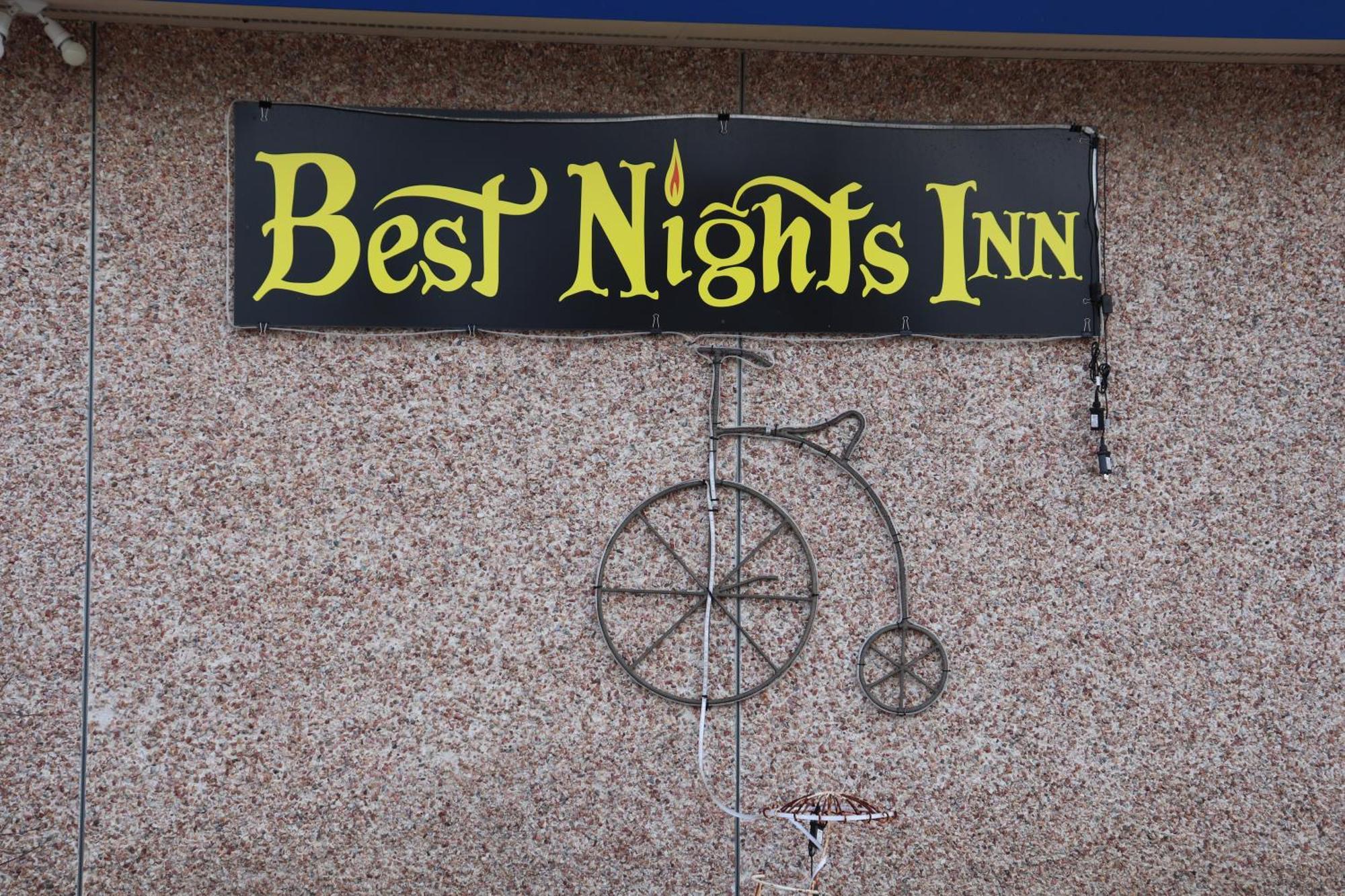 Best Nights Inn - Спарта Екстер'єр фото